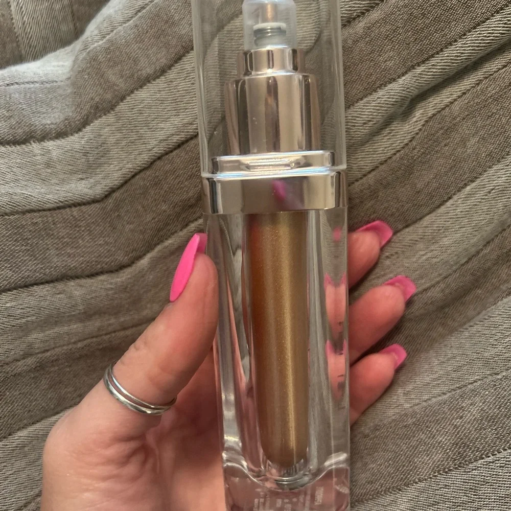 HUDA BEAUTY Liquid Body Highlighter - NYMPH - Aphrodite - Picture 3 of 3